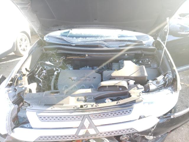 Photo 6 VIN: JA4AZ3A32KZ005536 - MITSUBISHI OUTLANDER 