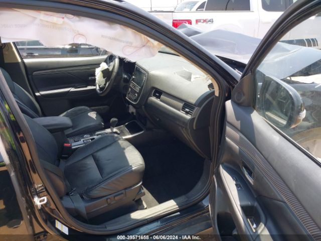 Photo 4 VIN: JA4AZ3A32KZ040285 - MITSUBISHI OUTLANDER 