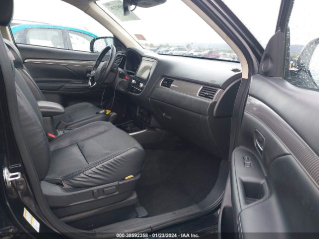 Photo 4 VIN: JA4AZ3A32LZ023620 - MITSUBISHI OUTLANDER 