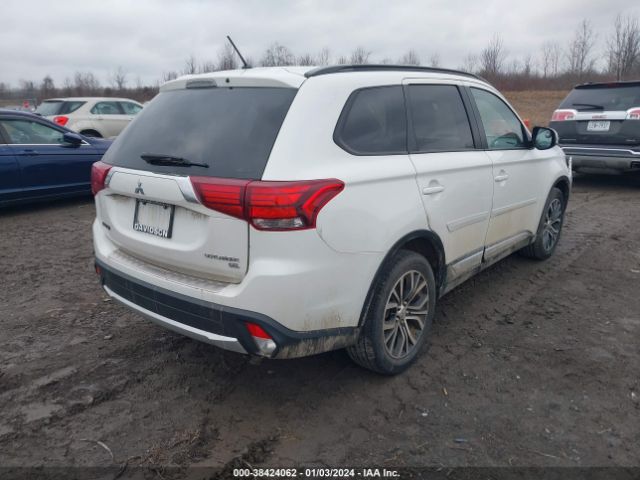 Photo 3 VIN: JA4AZ3A33GZ037483 - MITSUBISHI OUTLANDER 