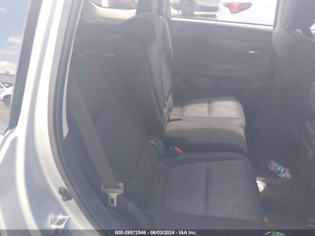 Photo 7 VIN: JA4AZ3A33GZ038181 - MITSUBISHI OUTLANDER 