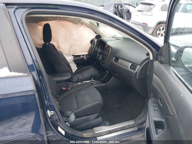 Photo 4 VIN: JA4AZ3A33GZ054946 - MITSUBISHI OUTLANDER 