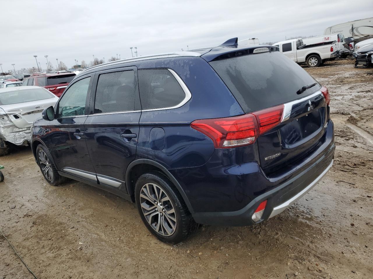 Photo 1 VIN: JA4AZ3A33HZ019616 - MITSUBISHI OUTLANDER 