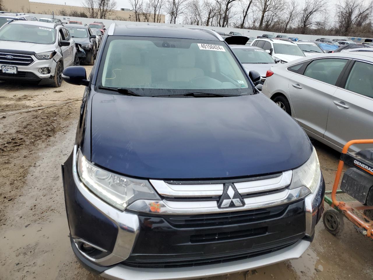 Photo 4 VIN: JA4AZ3A33HZ019616 - MITSUBISHI OUTLANDER 