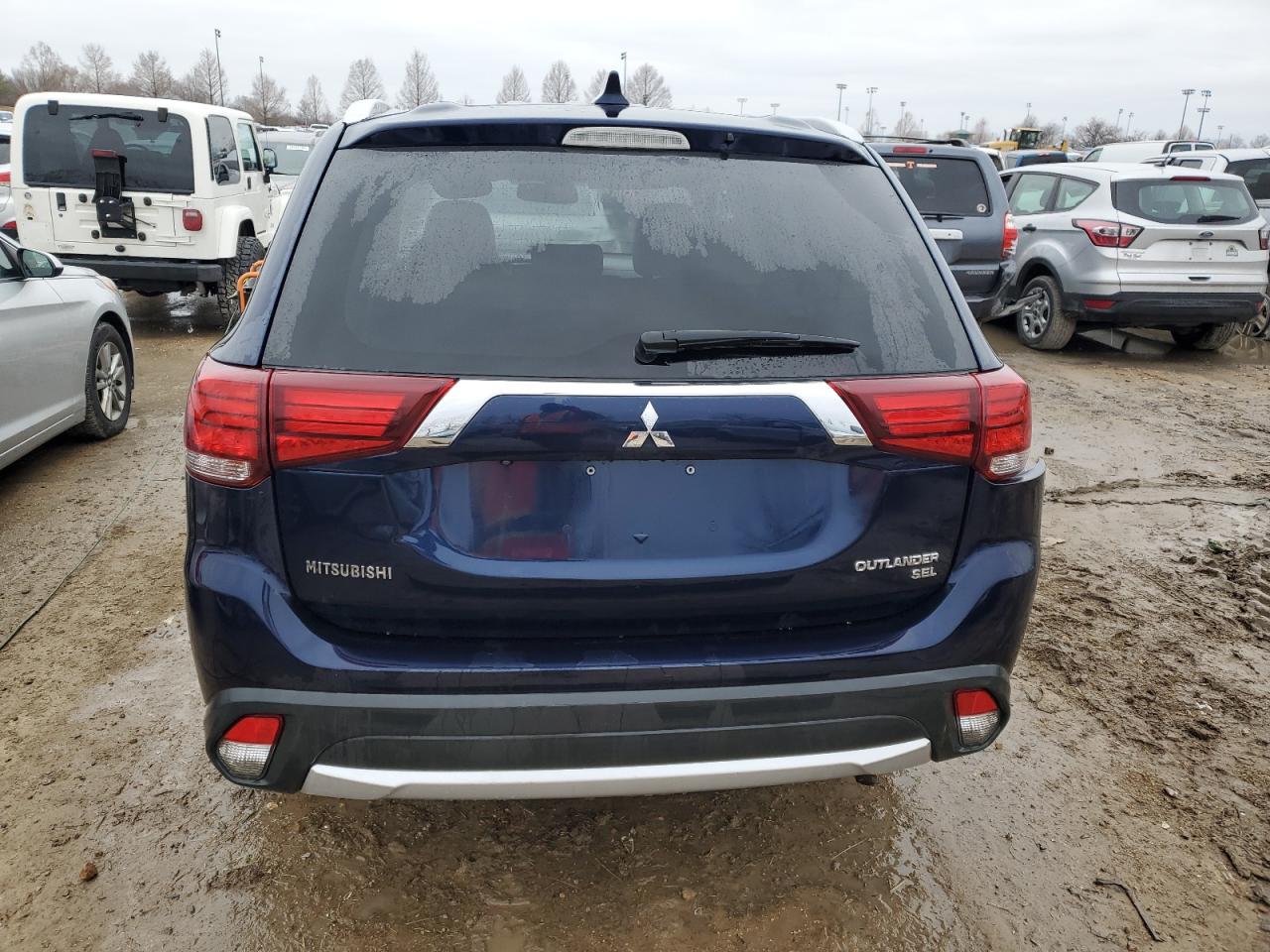 Photo 5 VIN: JA4AZ3A33HZ019616 - MITSUBISHI OUTLANDER 