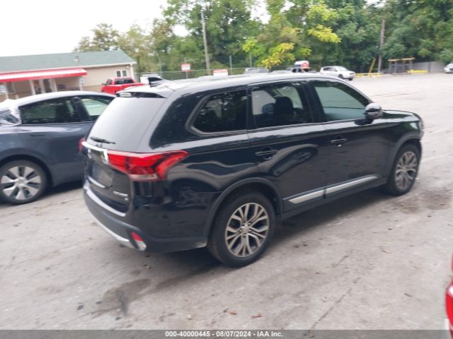 Photo 3 VIN: JA4AZ3A33HZ064331 - MITSUBISHI OUTLANDER 