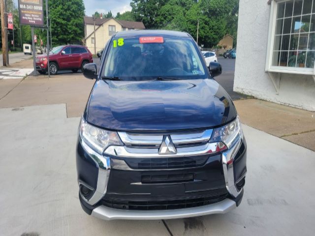 Photo 3 VIN: JA4AZ3A33JJ003176 - MITSUBISHI OUTLANDER 