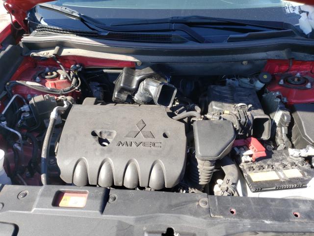 Photo 6 VIN: JA4AZ3A33JZ056946 - MITSUBISHI OUTLANDER 