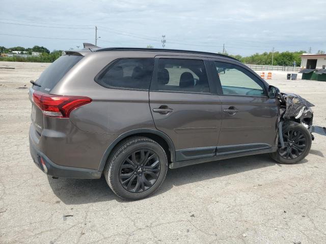 Photo 2 VIN: JA4AZ3A33JZ067803 - MITSUBISHI OUTLANDER 