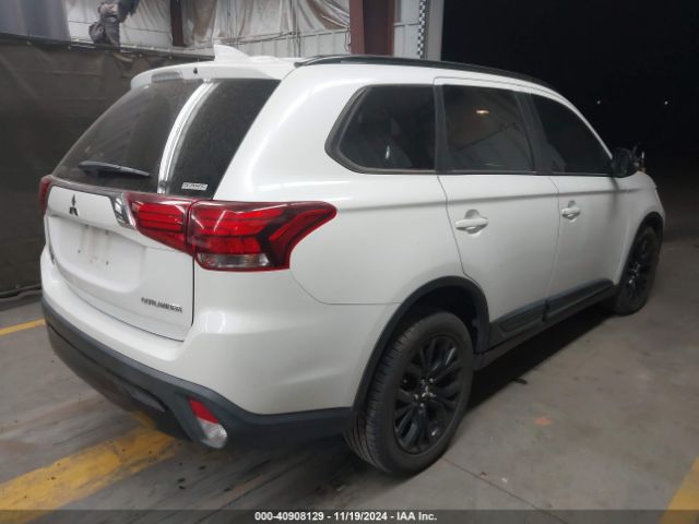 Photo 3 VIN: JA4AZ3A33KZ032020 - MITSUBISHI OUTLANDER 