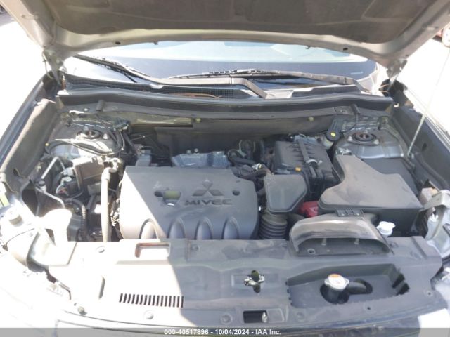 Photo 9 VIN: JA4AZ3A33LZ018393 - MITSUBISHI OUTLANDER 