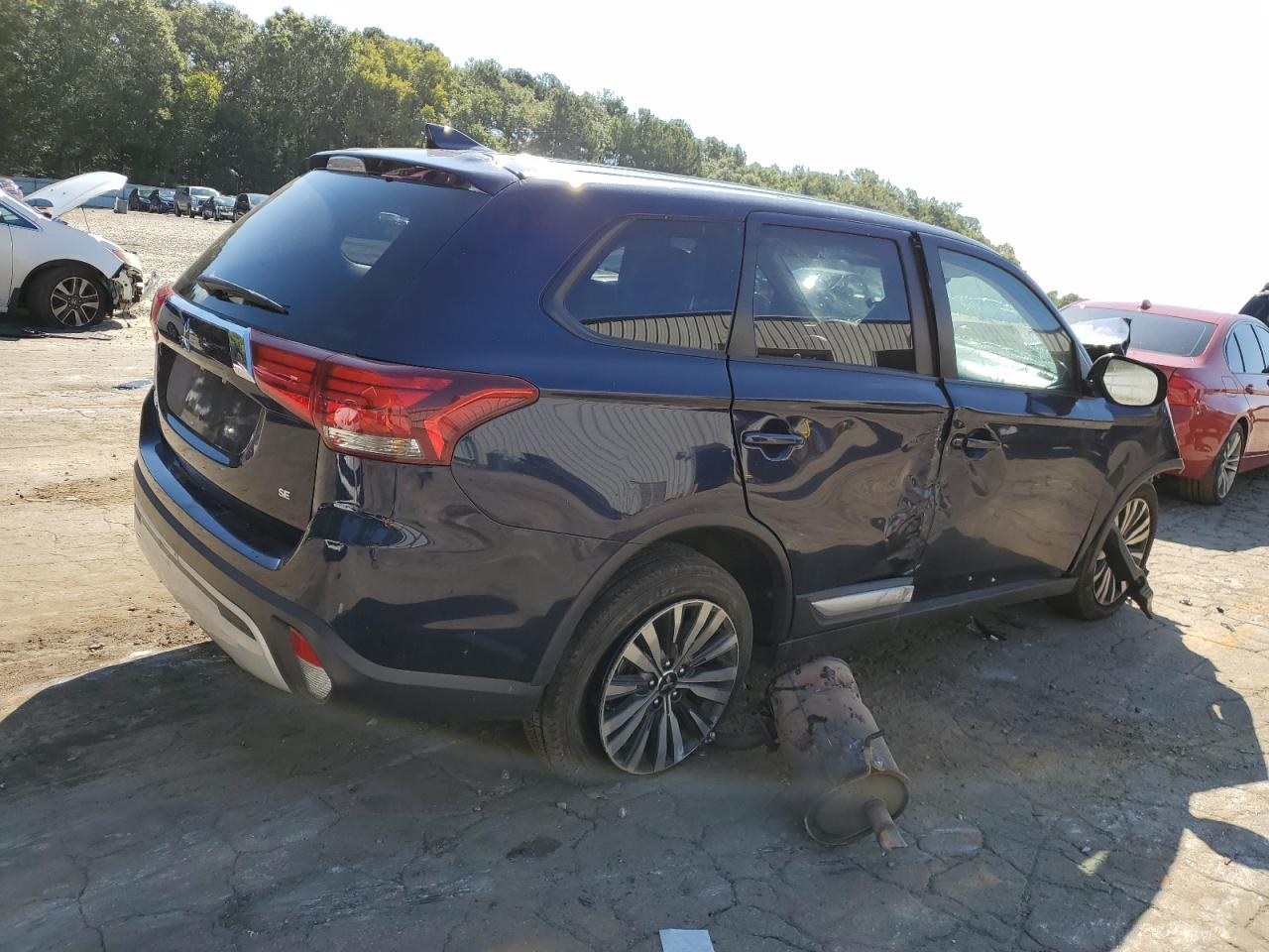 Photo 2 VIN: JA4AZ3A33LZ043875 - MITSUBISHI OUTLANDER 