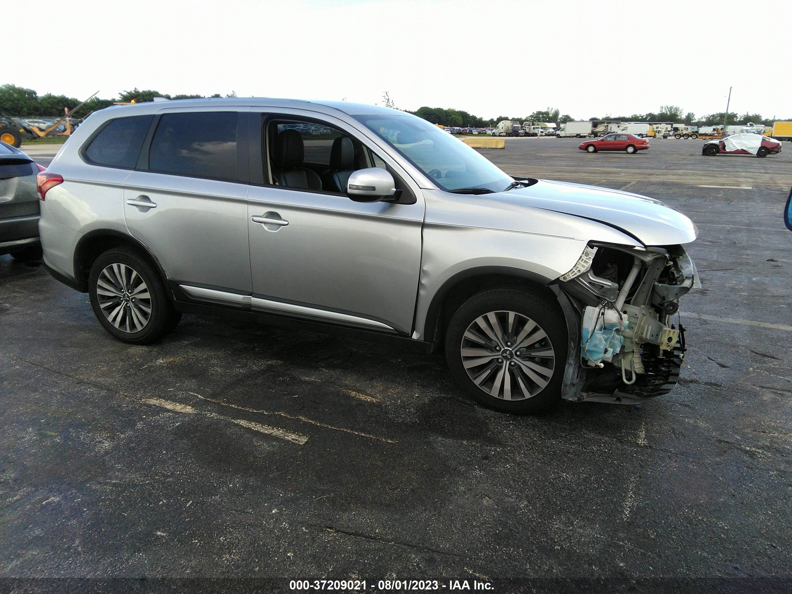 Photo 0 VIN: JA4AZ3A33LZ044265 - MITSUBISHI OUTLANDER 