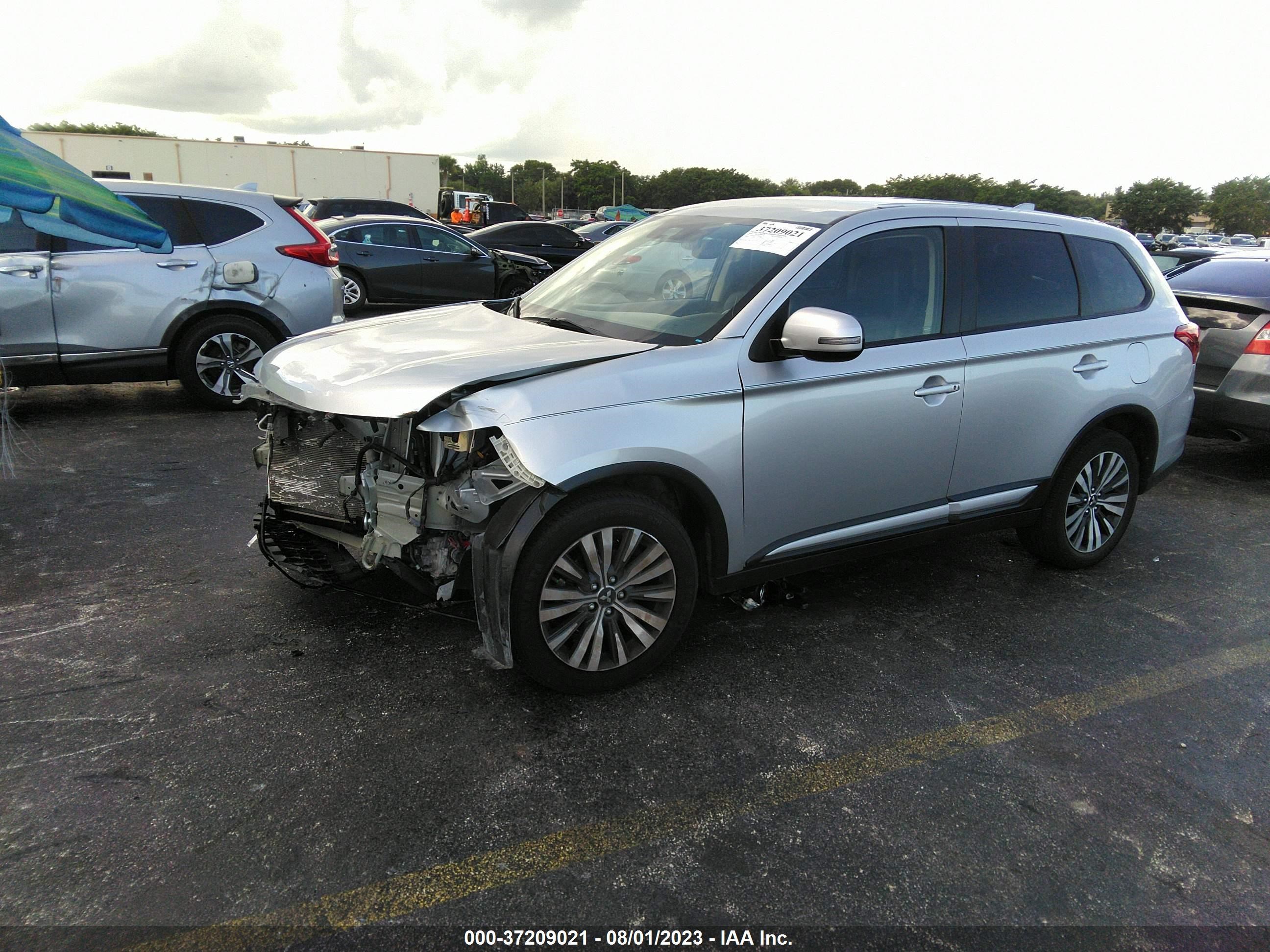 Photo 1 VIN: JA4AZ3A33LZ044265 - MITSUBISHI OUTLANDER 