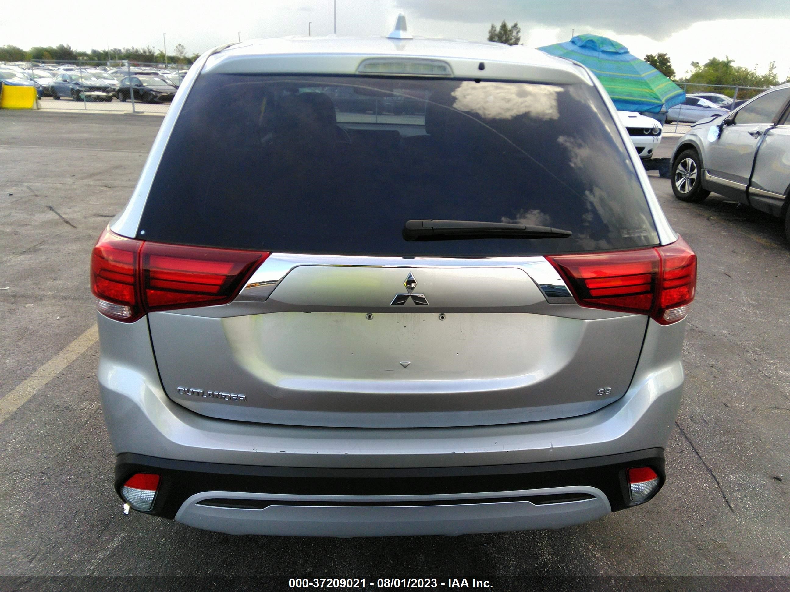 Photo 15 VIN: JA4AZ3A33LZ044265 - MITSUBISHI OUTLANDER 