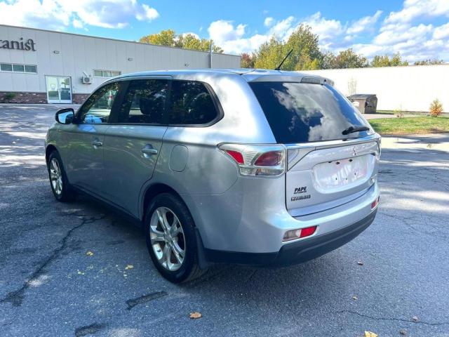 Photo 3 VIN: JA4AZ3A34EZ008572 - MITSUBISHI OUTLANDER 