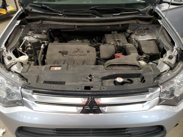 Photo 11 VIN: JA4AZ3A34FZ000330 - MITSUBISHI OUTLANDER 