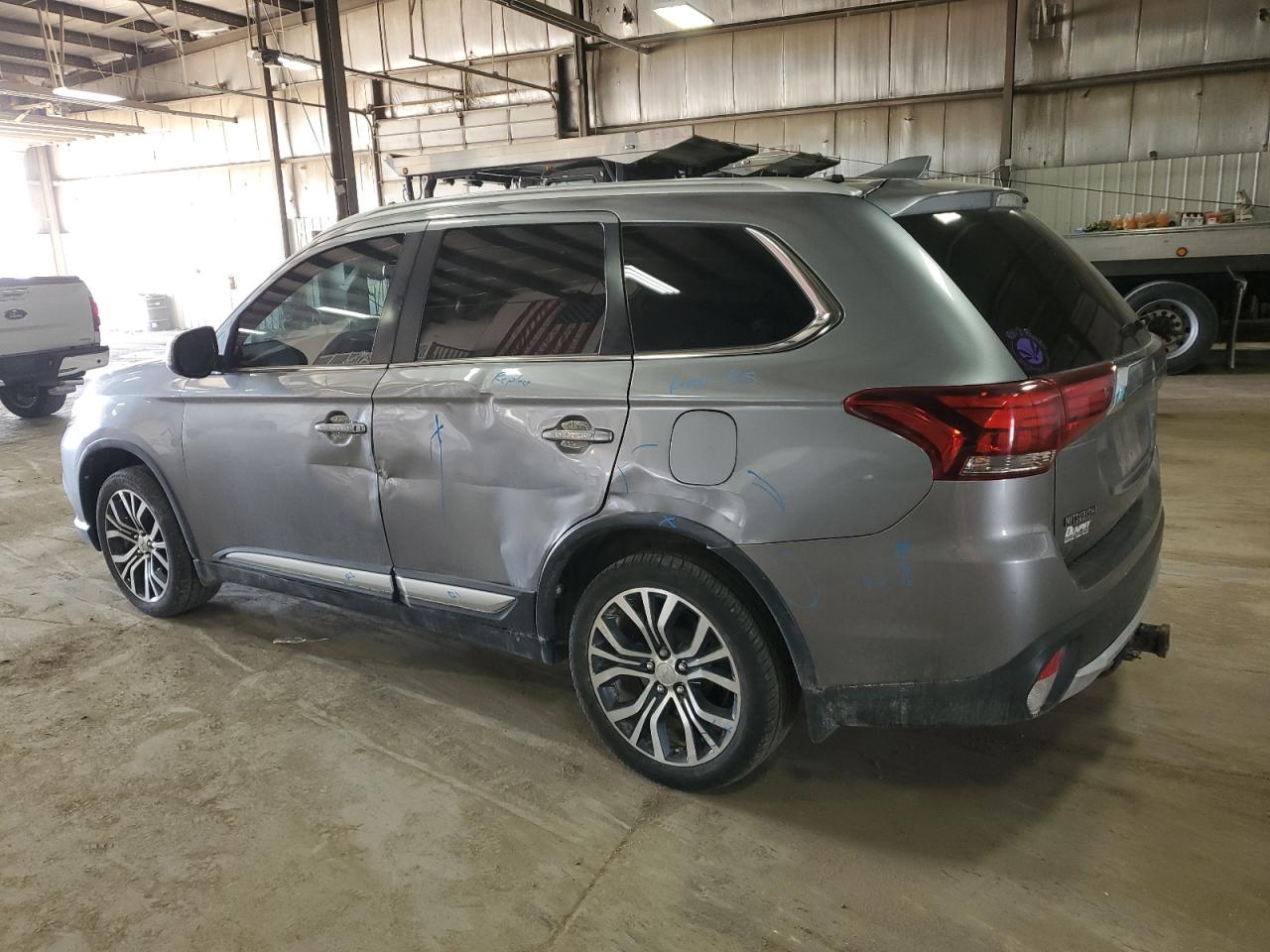 Photo 1 VIN: JA4AZ3A34HZ051846 - MITSUBISHI OUTLANDER 