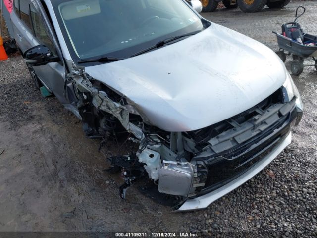 Photo 5 VIN: JA4AZ3A34HZ064029 - MITSUBISHI OUTLANDER 