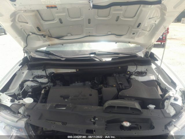 Photo 9 VIN: JA4AZ3A34JZ007335 - MITSUBISHI OUTLANDER 