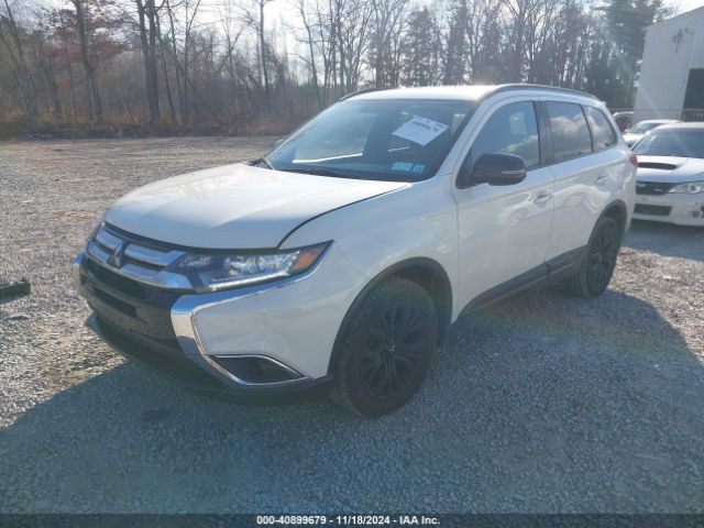 Photo 1 VIN: JA4AZ3A34JZ026662 - MITSUBISHI OUTLANDER 