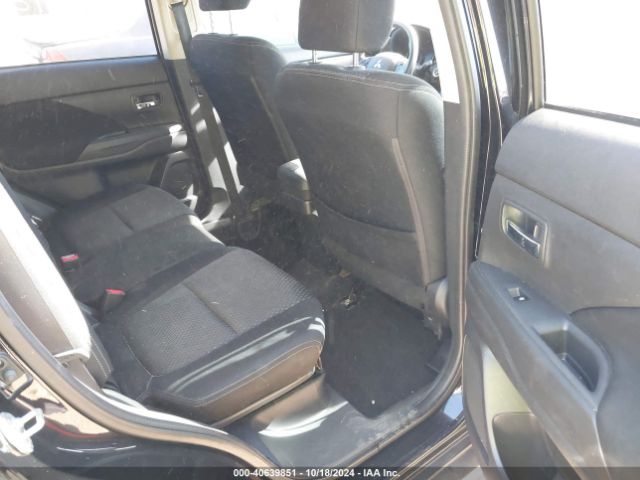 Photo 7 VIN: JA4AZ3A34JZ067275 - MITSUBISHI OUTLANDER 