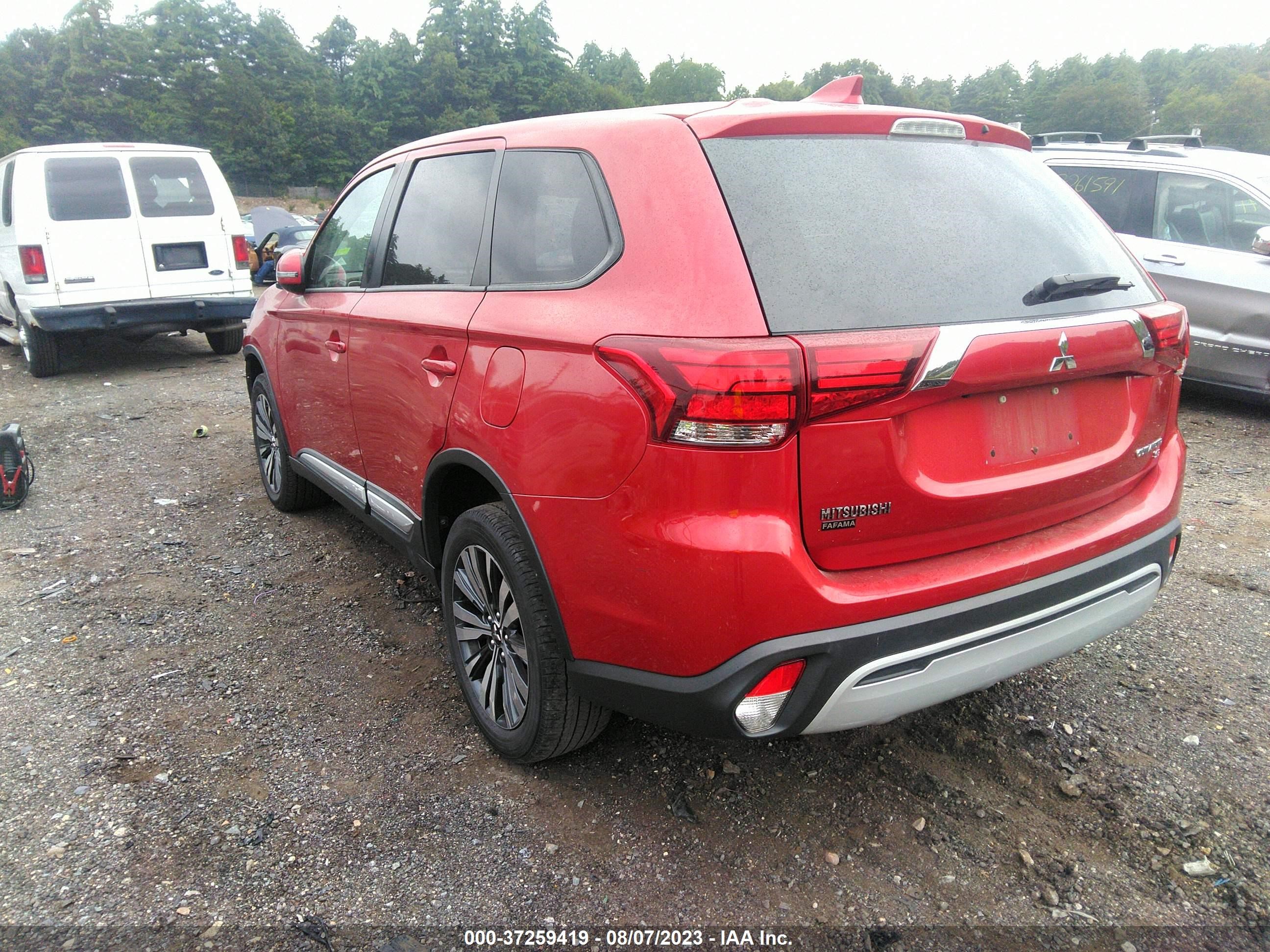 Photo 2 VIN: JA4AZ3A34KZ043883 - MITSUBISHI OUTLANDER 