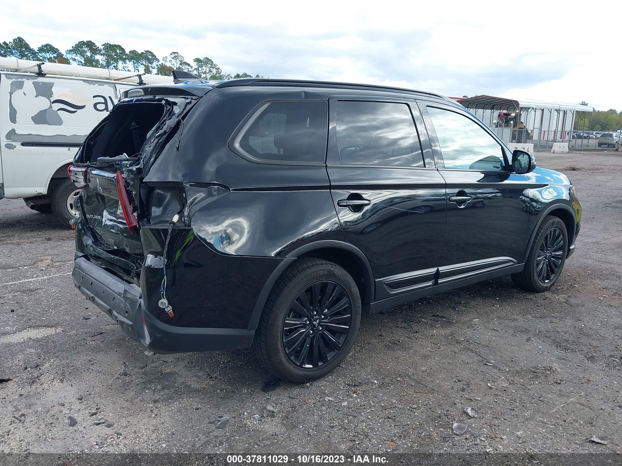 Photo 3 VIN: JA4AZ3A34LJ001374 - MITSUBISHI OUTLANDER 