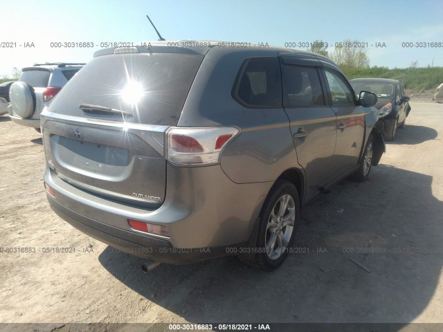 Photo 3 VIN: JA4AZ3A35EZ003932 - MITSUBISHI OUTLANDER 