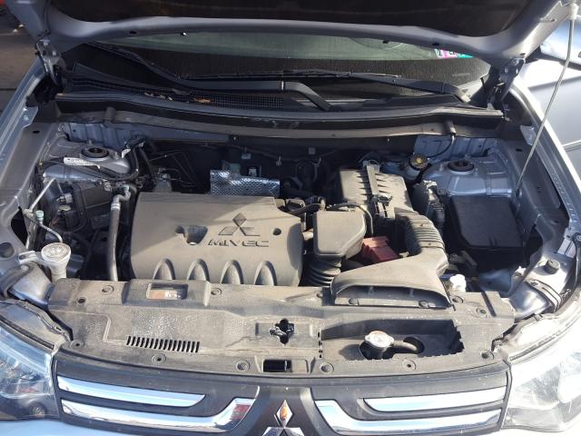 Photo 6 VIN: JA4AZ3A35EZ010654 - MITSUBISHI OUTLANDER 