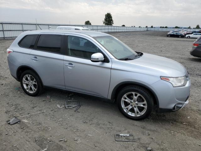 Photo 3 VIN: JA4AZ3A35FZ008310 - MITSUBISHI OUTLANDER 