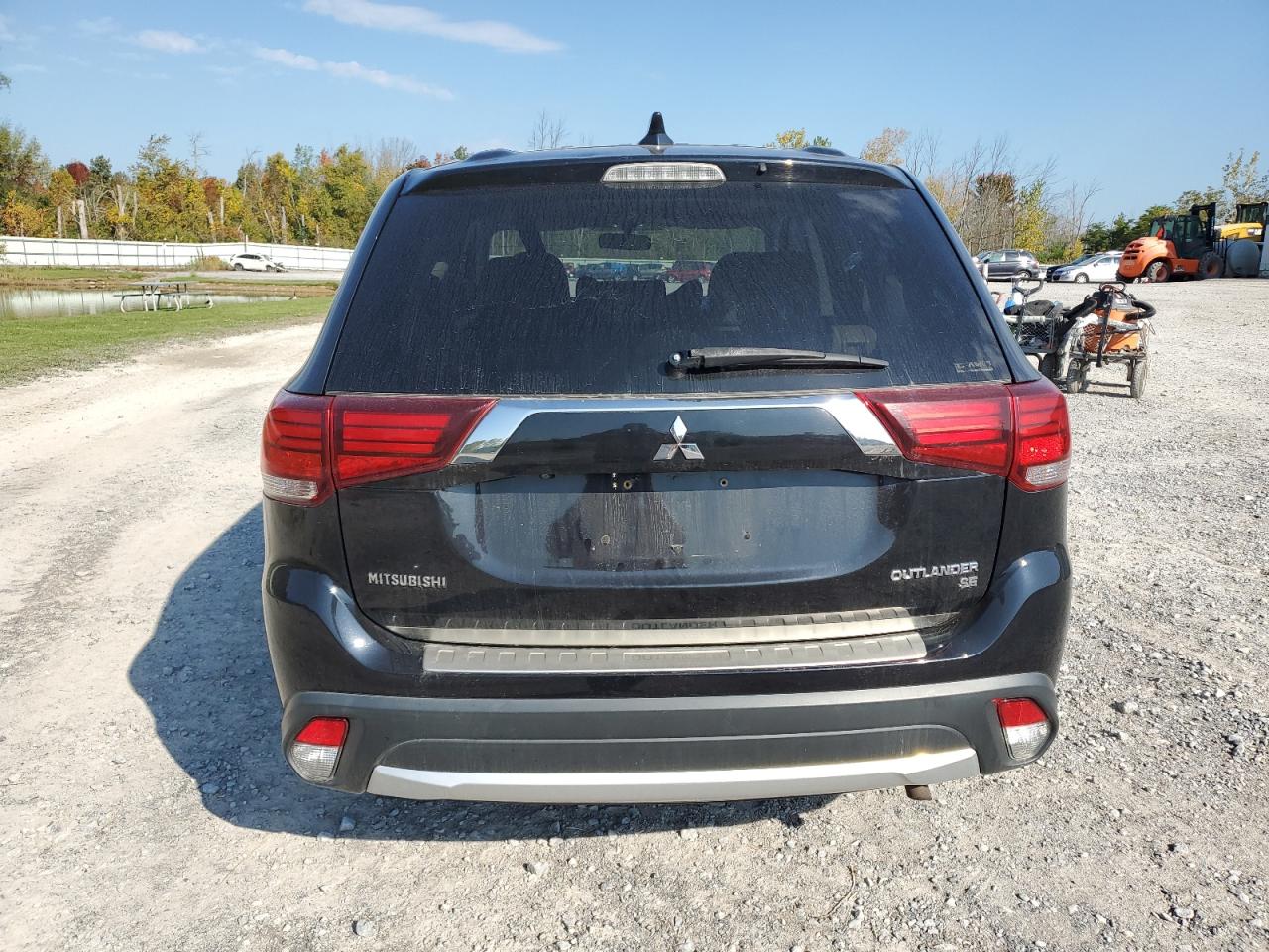 Photo 5 VIN: JA4AZ3A35HZ024770 - MITSUBISHI OUTLANDER 