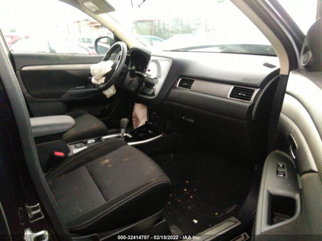 Photo 4 VIN: JA4AZ3A35JZ007473 - MITSUBISHI OUTLANDER 