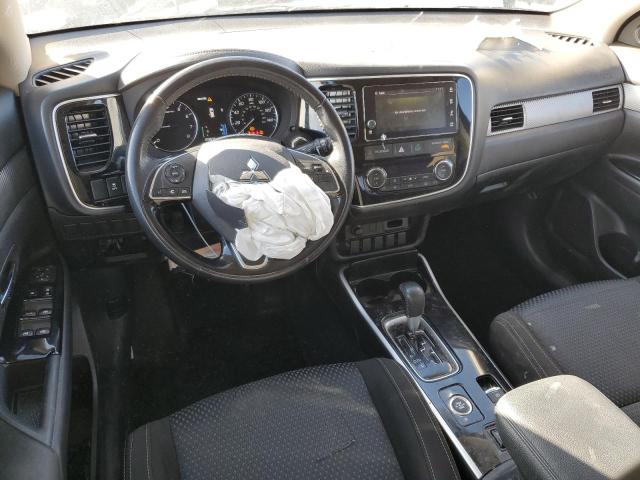 Photo 7 VIN: JA4AZ3A35JZ009577 - MITSUBISHI OUTLANDER 