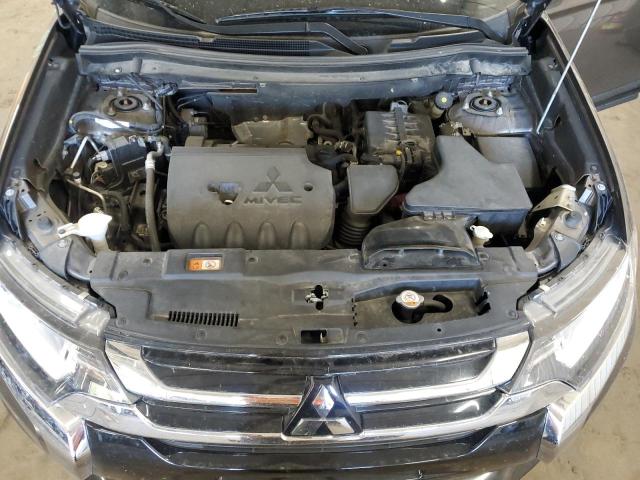 Photo 11 VIN: JA4AZ3A35JZ029893 - MITSUBISHI OUTLANDER 