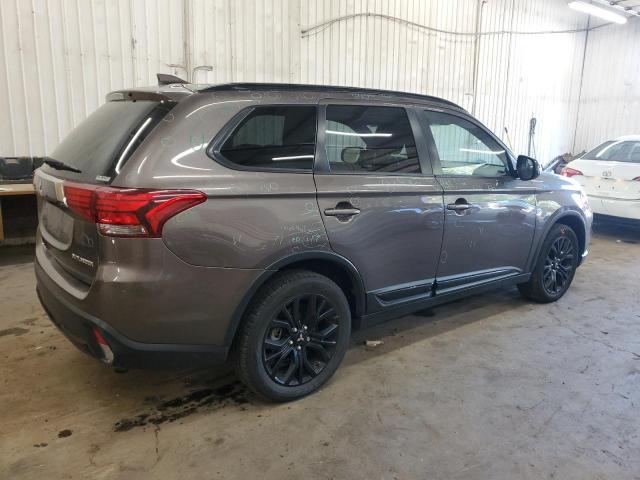 Photo 2 VIN: JA4AZ3A35JZ029893 - MITSUBISHI OUTLANDER 