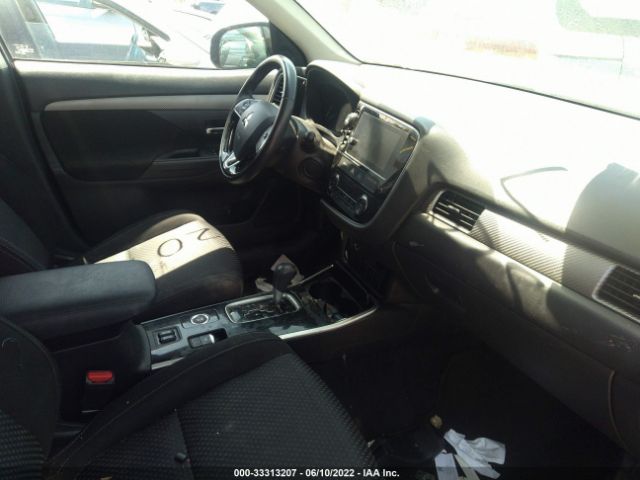 Photo 4 VIN: JA4AZ3A35JZ042983 - MITSUBISHI OUTLANDER 