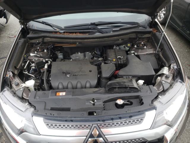 Photo 6 VIN: JA4AZ3A35KZ023402 - MITSUBISHI OUTLANDER 