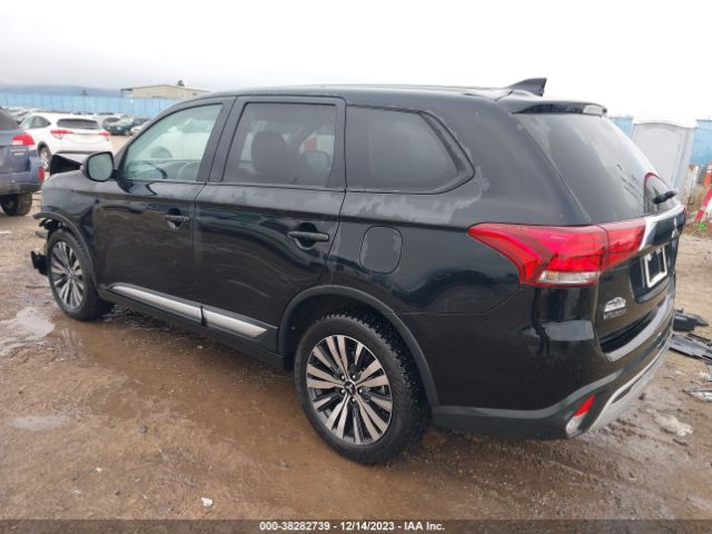 Photo 2 VIN: JA4AZ3A35KZ047988 - MITSUBISHI OUTLANDER 