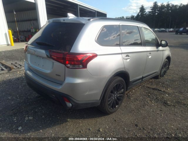 Photo 3 VIN: JA4AZ3A35LZ040413 - MITSUBISHI OUTLANDER 