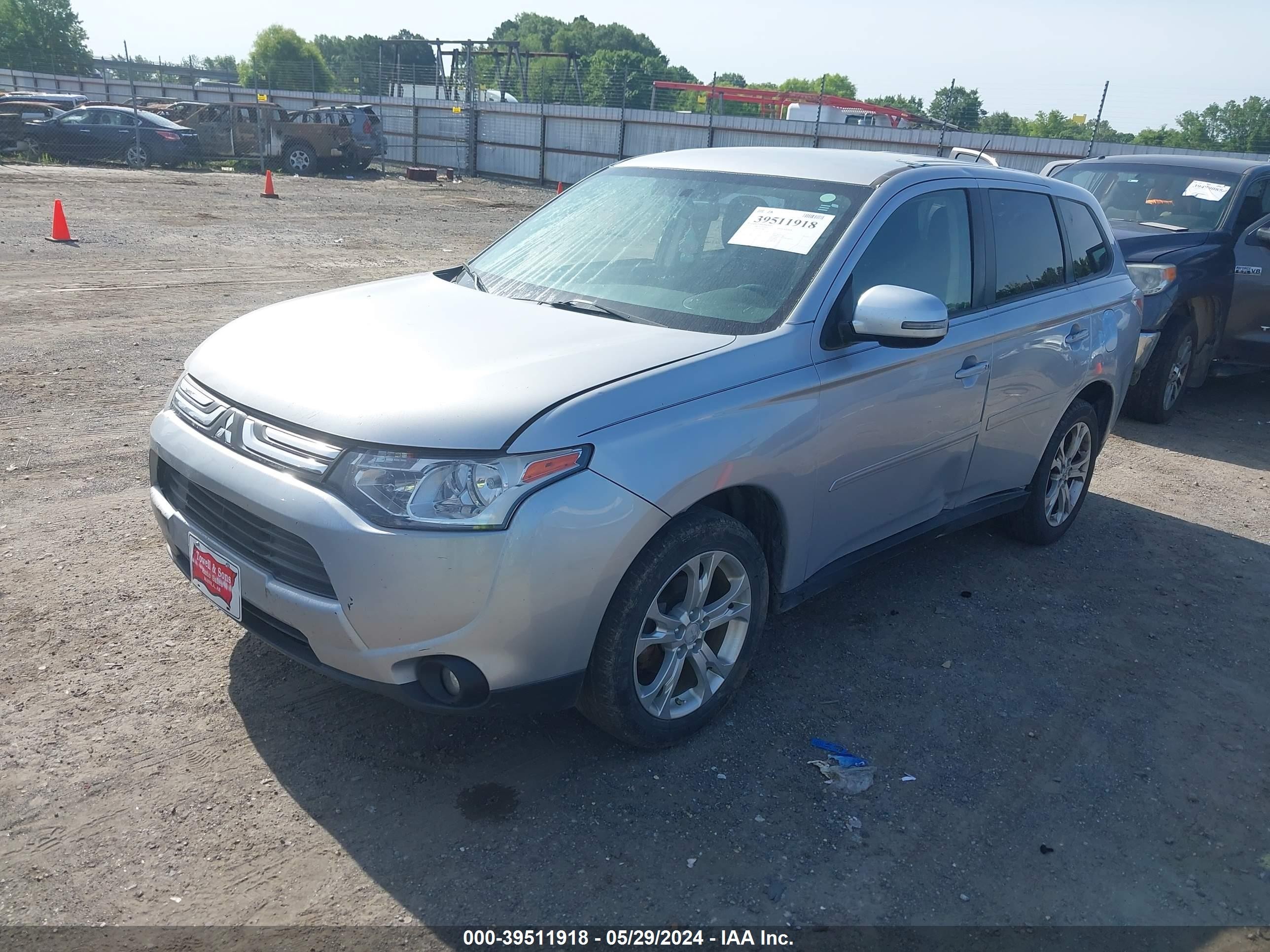 Photo 1 VIN: JA4AZ3A36EZ016690 - MITSUBISHI OUTLANDER 