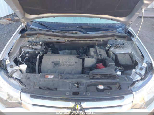 Photo 9 VIN: JA4AZ3A36FZ004573 - MITSUBISHI OUTLANDER 