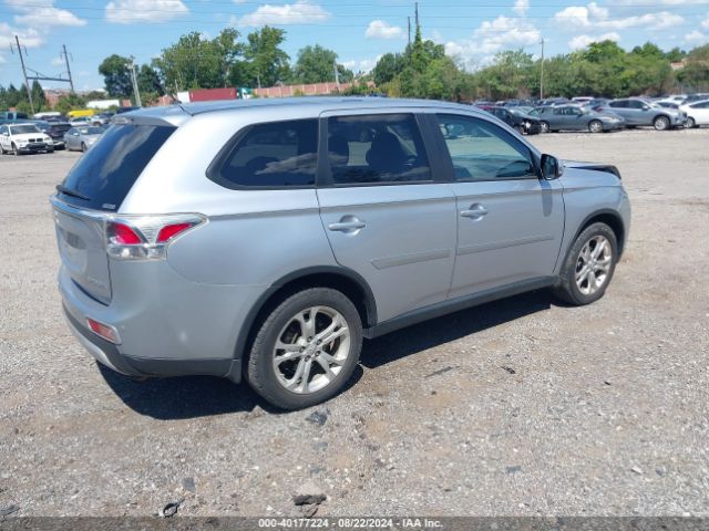 Photo 3 VIN: JA4AZ3A36FZ006761 - MITSUBISHI OUTLANDER 