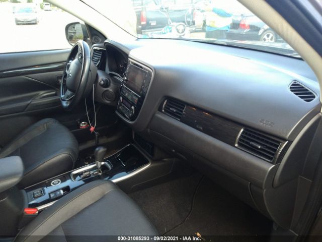 Photo 4 VIN: JA4AZ3A36HZ015950 - MITSUBISHI OUTLANDER 