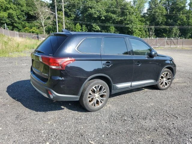 Photo 2 VIN: JA4AZ3A36JZ057069 - MITSUBISHI OUTLANDER 