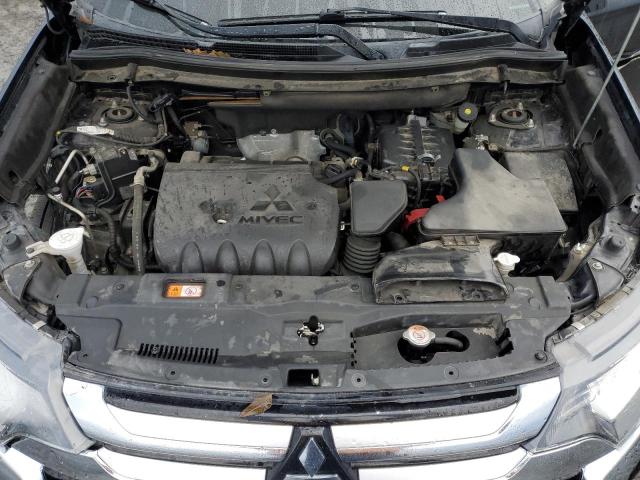 Photo 11 VIN: JA4AZ3A36JZ062367 - MITSUBISHI OUTLANDER 