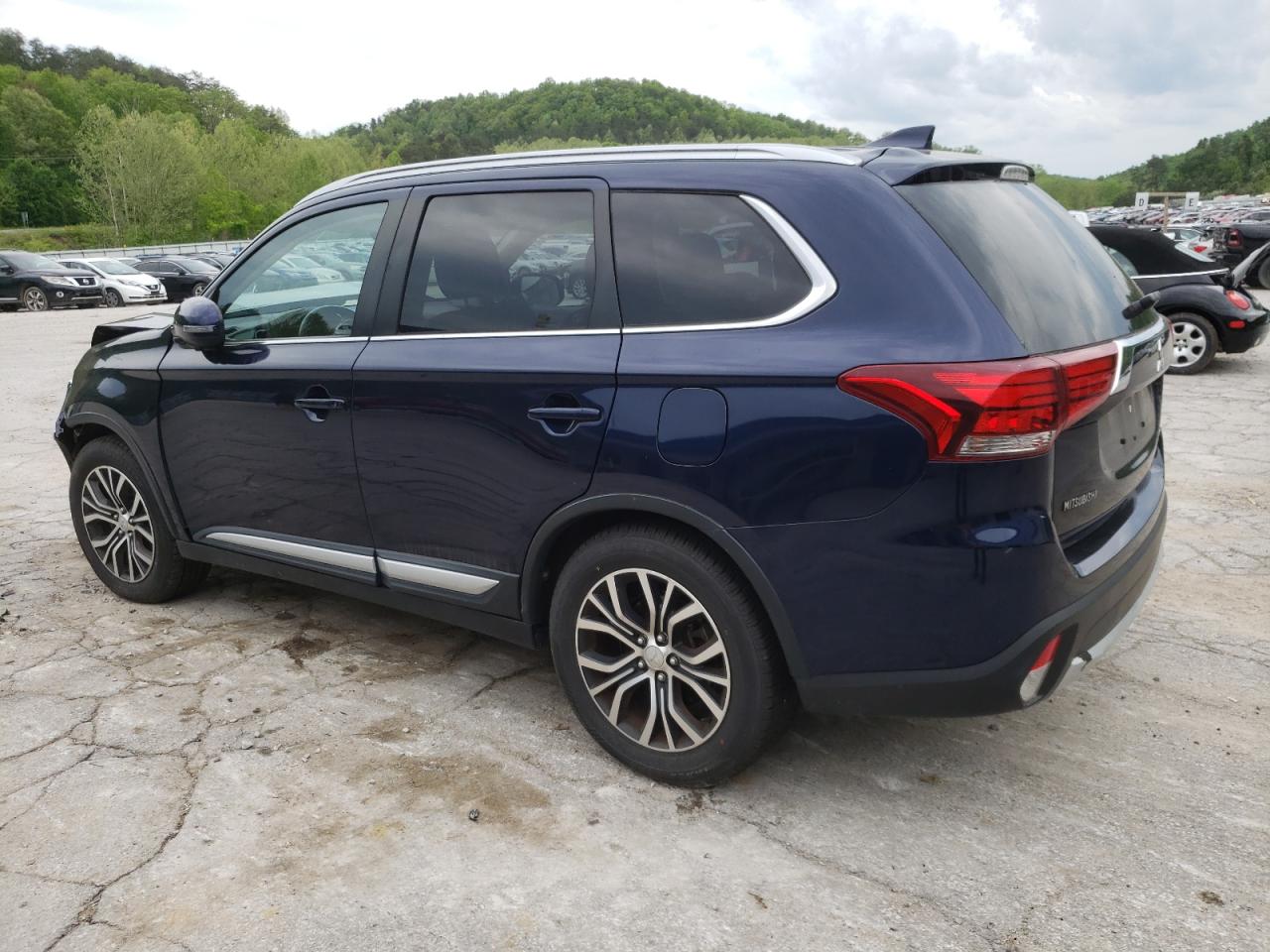 Photo 1 VIN: JA4AZ3A36JZ067164 - MITSUBISHI OUTLANDER 