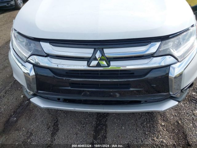 Photo 5 VIN: JA4AZ3A36JZ069089 - MITSUBISHI OUTLANDER 