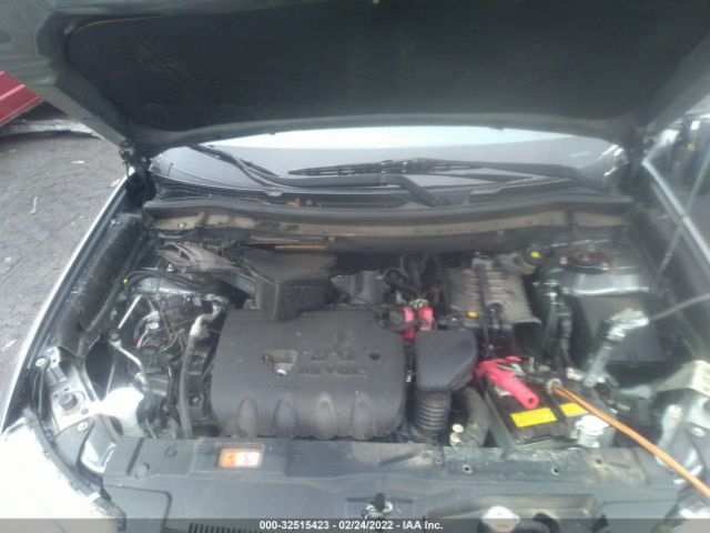 Photo 9 VIN: JA4AZ3A36KZ039155 - MITSUBISHI OUTLANDER 