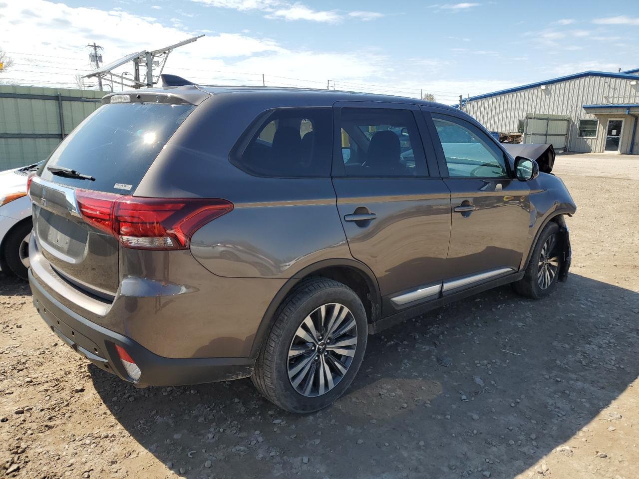 Photo 2 VIN: JA4AZ3A36LZ040095 - MITSUBISHI OUTLANDER 